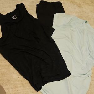 Black and Light Blue Tank Top and T-Shirt Set With Leggings